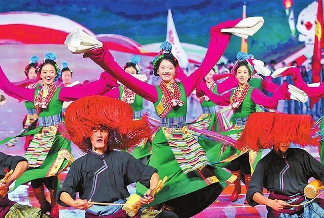 云岭显身手 春城竞风流 云南省第十七届运动会开幕式侧记